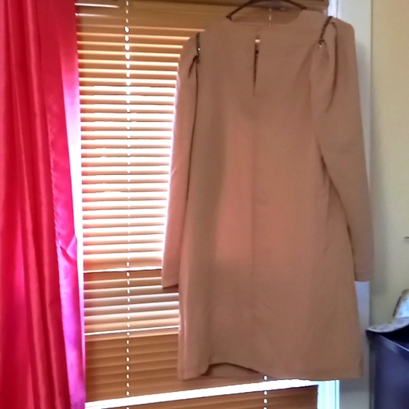 Blush color dress - Picture 2 of 3